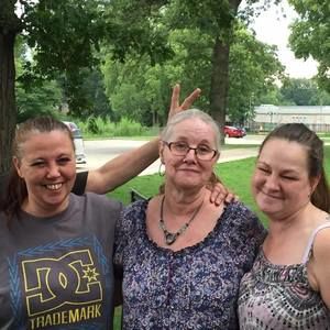 Meet your Posher, Angie